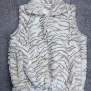 Frankly My Dear Women's S/M Donna Stewart Faux Fur Vest Full Zip